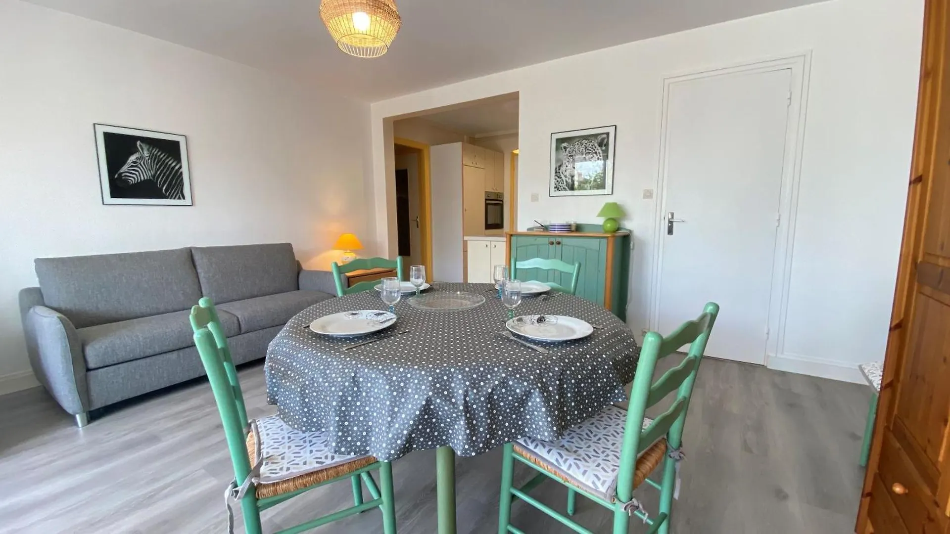 Appartement 2 Pieces Proche Thalasso Роскоф
